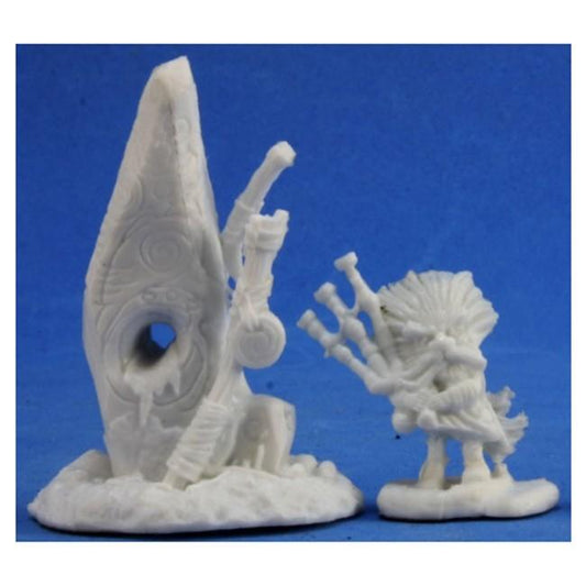 Reaper Bones: Highlands Familiar & Menhir Reaper Bones: Highlands Familiar & Menhir